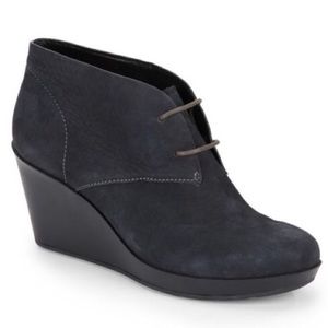 NWOT Cole Haan Nike Air Black Britt Chukka Booties